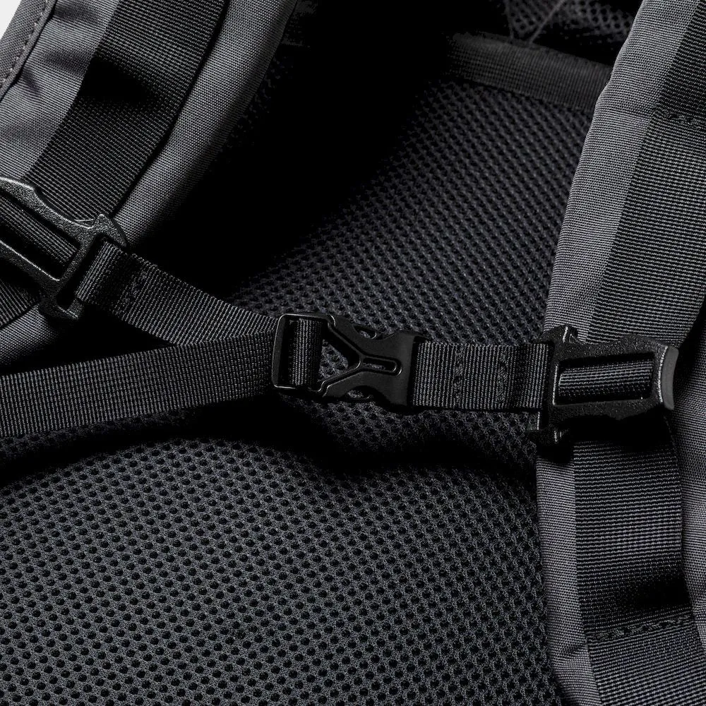 Cordura® Nylon Daypack “Common” (Charcoal) / MW-AC23202