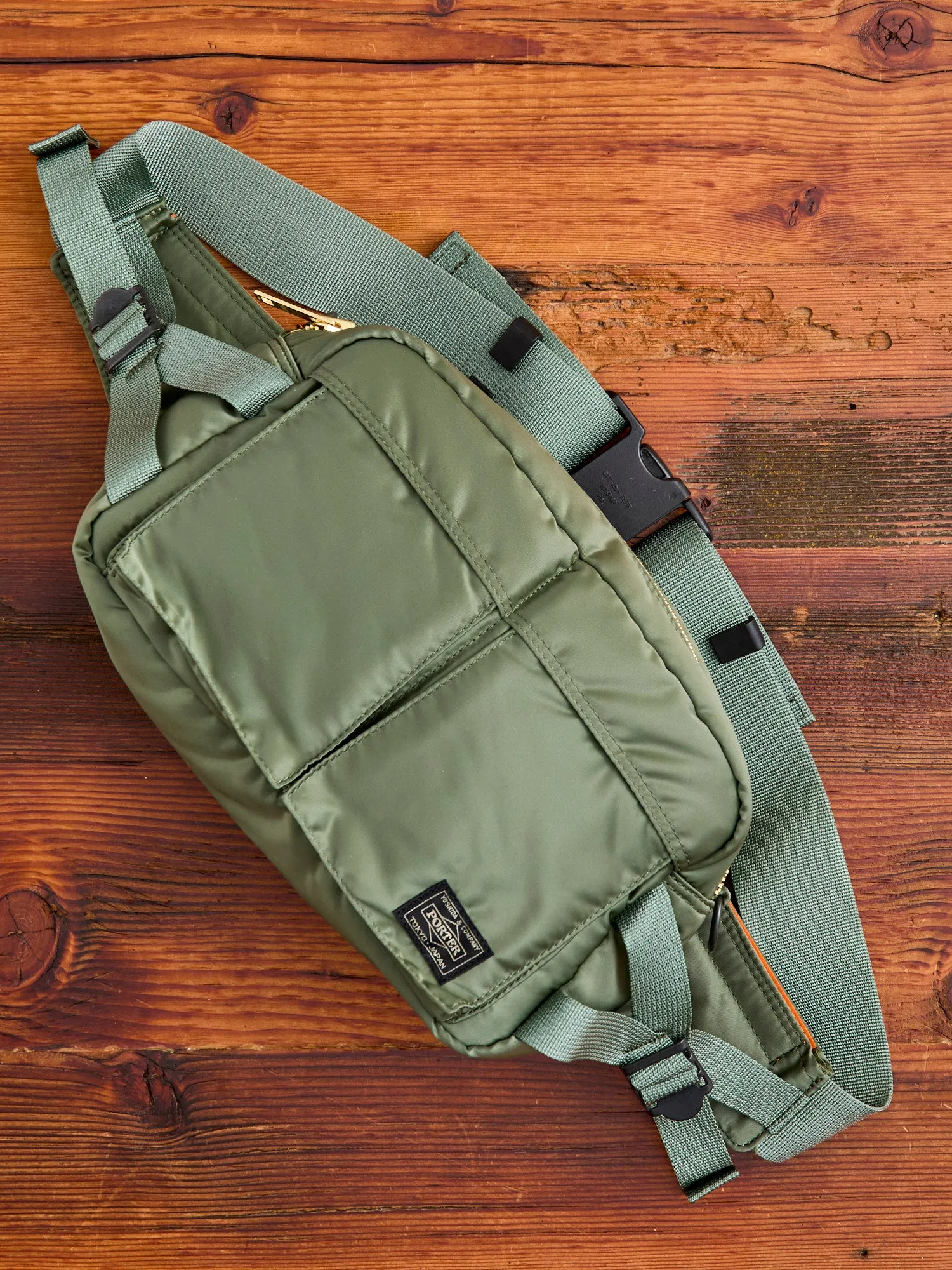 "Tanker" 2-Way Waist Bag in Sage Green